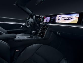 Samsung und seine vor knapp einem Jahr erworbene Tochter HARMANN gaben auf der CES einen Blick in die Zukunft vernetzter und autonomer Autos. (c) Samsung