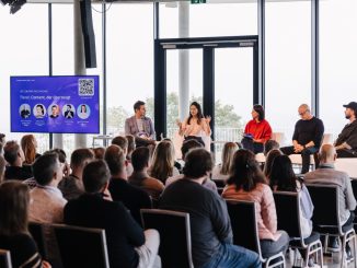 Christoph Schliecker-Magnani (Meta), Joanna Zhou (maqaroon), Maria Holzinger (e-dialog), Oliver Rosenthal (Creative Works | Google) und Julius Winter (TikTok) diskutierten im Panel zu Content, der überzeugt. (c) YvonneFetz/StudioF