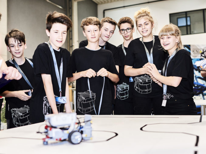 An der KNAPP RoboLeague 2018 waren insgesamt sechs Schulen mit 18 Teams und 52 Schülern vertreten. (c) KNAPP Industry Solutions