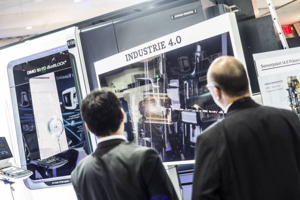 Die AMB Sonderschau Digital Way will mit einer konsequenten Ausrichtung auf die Digitalisierung in der Produktion Besucher anlocken. (c) Messe Stuttgart