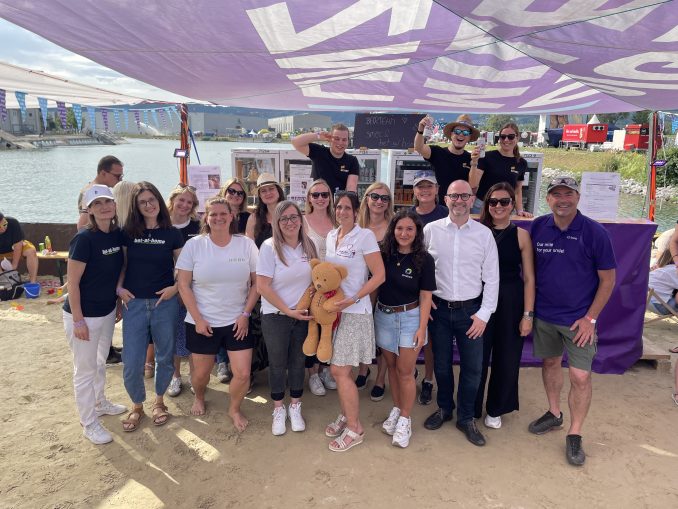 DIGITAL MILE Linz sammelt Spenden bei den Bubbledays für die Herzkinder Österreich. (c) DIGITAL MILE Linz