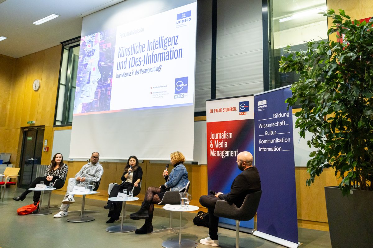 Die Teilnehmer der Podiumsdiskussion. (c) Markus Hechenberger