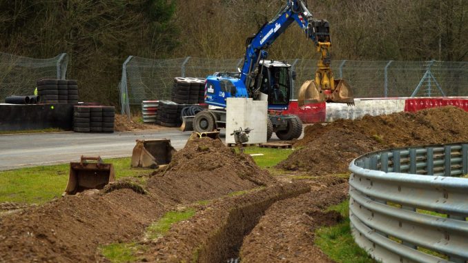 Fujitsu entwickelte ein KI-System, mit dem sicherheitsrelevante Vorfälle sofort registriert und an die Einsatzleitung weitergeleitet werden. (c) Nürburgring