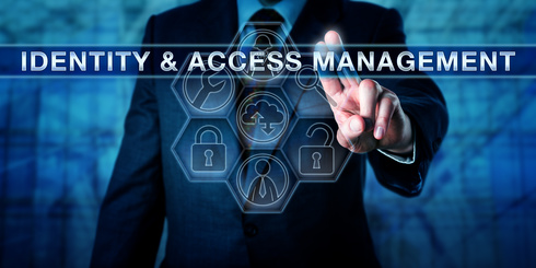 Es bedarf eines umfassenden Ansatzes und der Umsetzung von IAM-Konzepten wie starker Authentifizierung, granularer Autorisierung und einem leistungsfähigen Privileged Access Management, um Cyberkriminelle in ihre Schranken zu verweisen. (c) Fotolia/Leo Wolfert