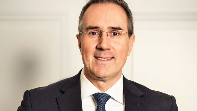 "Hochsicherheit bei Datenverwaltung, und hochsicherer Datentransfer sind in Zukunft geradezu überlebenswichtig für Unternehmen," ist Helmut Pöllinger von Brainloop Austria überzeugt.