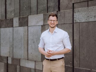 Mario Grabner ist NLP-Lehrtrainer, Wirtschafts-wissenschaftler und Gründer von myNLP. (c) Nadine Studeny