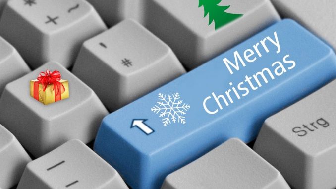 Mehr und mehr Menschen schenken zu Weihnachten Digitales. Warum Sie überlegen sollten, Ihren Liebsten Online Sicherheit zu schenken, lesen Sie hier,. (c) Pixabay