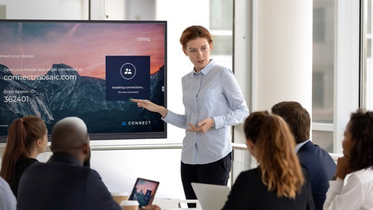 Die Collaboration Board (CB)-Serie vereinfacht kabellose Präsentationen in Unternehmen oder Hochschulen.