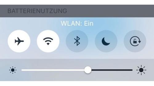 Flugmodus und WLAN gleichzeitig an, das geht. Nennen wir es ICE-Modus. (c) cio.de