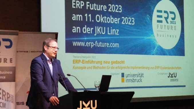 Stefan Koch ist Rektor der Johannes Kepler Universität. (c) JKU