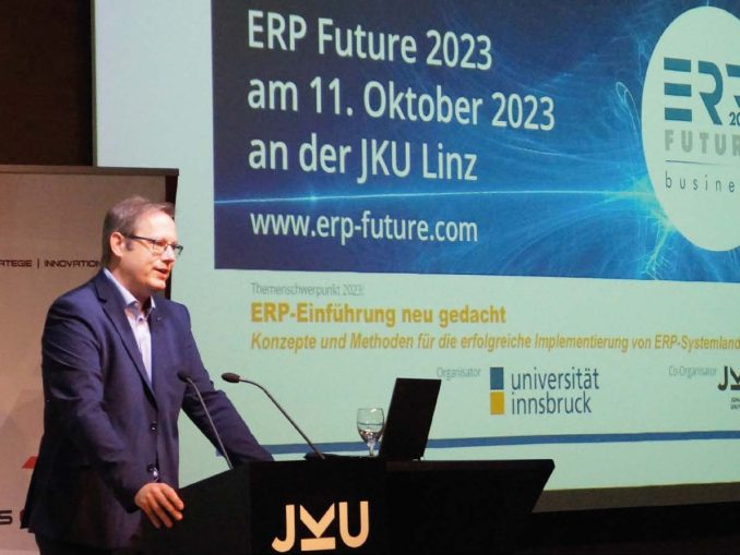 Stefan Koch ist Rektor der Johannes Kepler Universität. (c) JKU