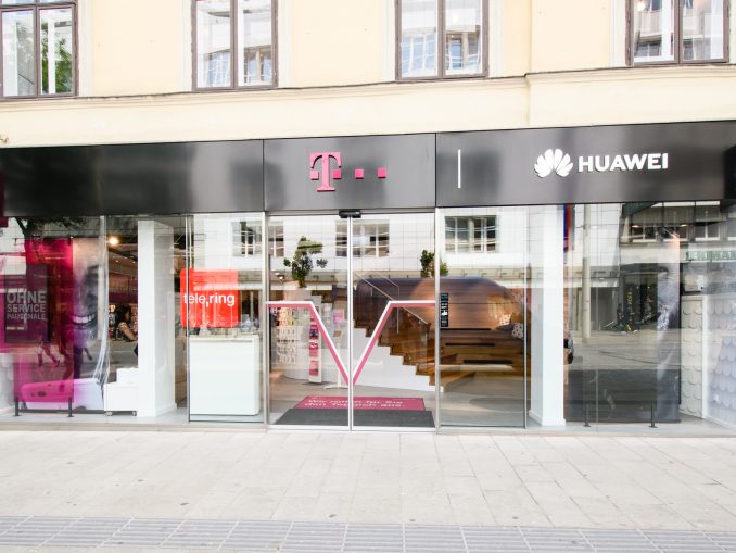 Der gemeinsame Experience Store von Huawei und T-Mobile in Wien will dank eines neuen Shopkonzepts Produkte und Services besser für den Kunden erlebbar machen.