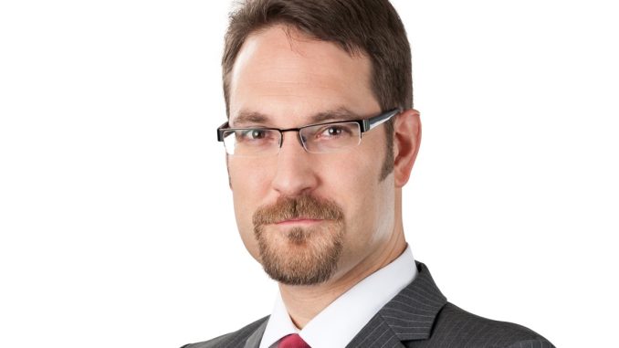 Die Pariser Klimaziele seien noch erreichbar, sagt Thomas Steinbauer, Partner und Net Zero Leader bei PwC Österreich. Aber wir müssen mit dem Dekarbonisieren schneller werden. (c) PwC Österreich