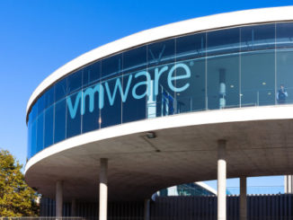 Der US-Virtualisierungsspezialist VMware bringt sein Angebot "VMware Cloud on AWS" nach Europa. (c) possohh / Shutterstock.com