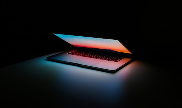 Die wichtigste Erkenntnis ist der große strategische Vorteil, den SASE bei der Sicherung moderner, verteilter Netzwerke bietet. (c) Unsplash