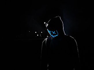 Die Angriffe zielen klar auf kritische Infrastrukturen, um politische Instabilität zu fördern und internationale Unterstützungsnetzwerke zu schwächen. (c) Pexels