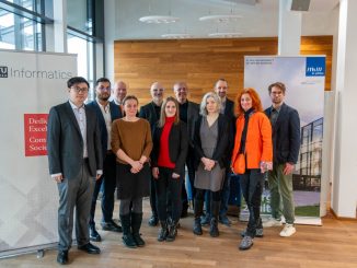 Gruppenfoto der Redner und Rednerinnen des Events. (c) TU Wien / FH St. Pölten / Johannes Eschner